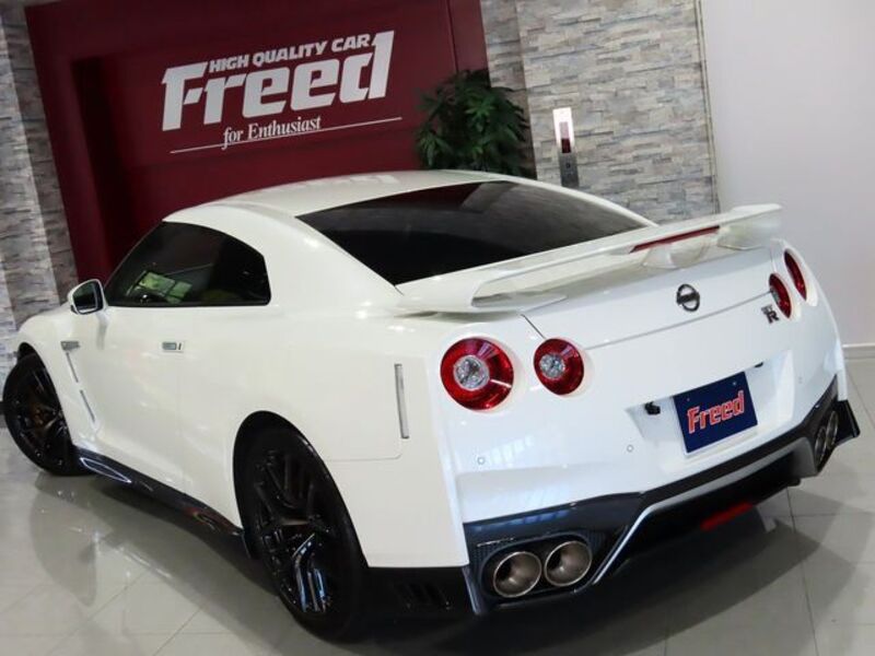 GT-R