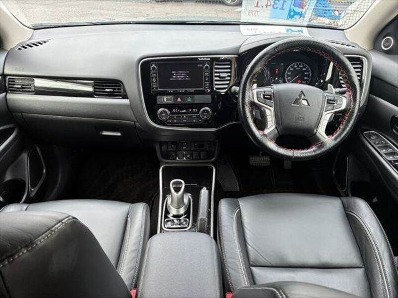 OUTLANDER PHEV