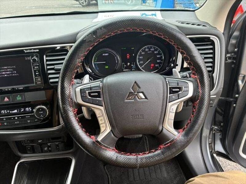OUTLANDER PHEV
