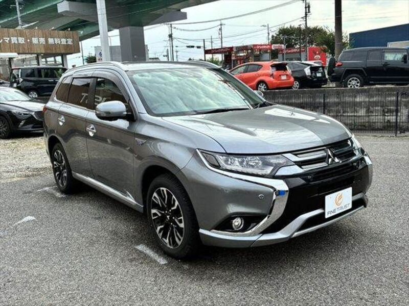 OUTLANDER PHEV