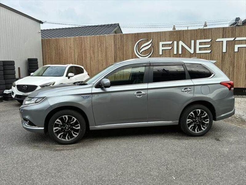 OUTLANDER PHEV