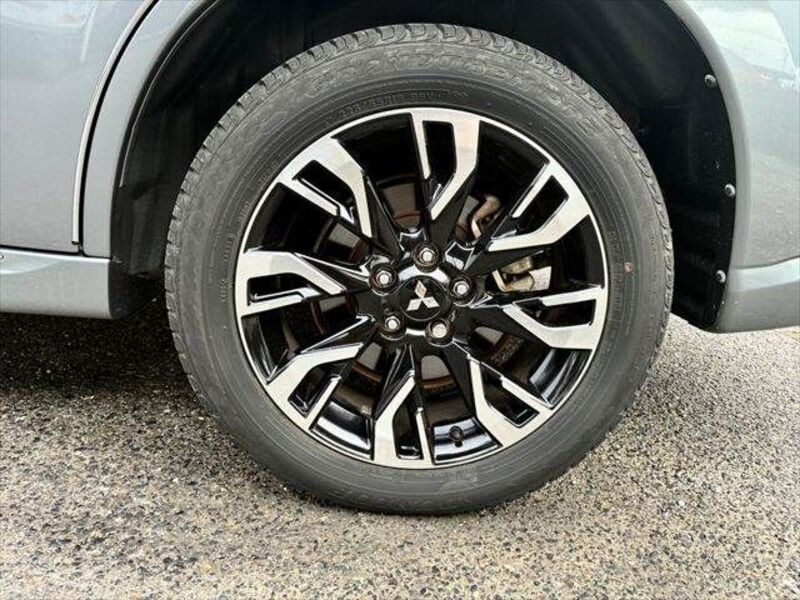 OUTLANDER PHEV