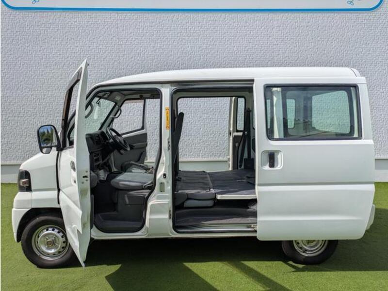 CLIPPER VAN