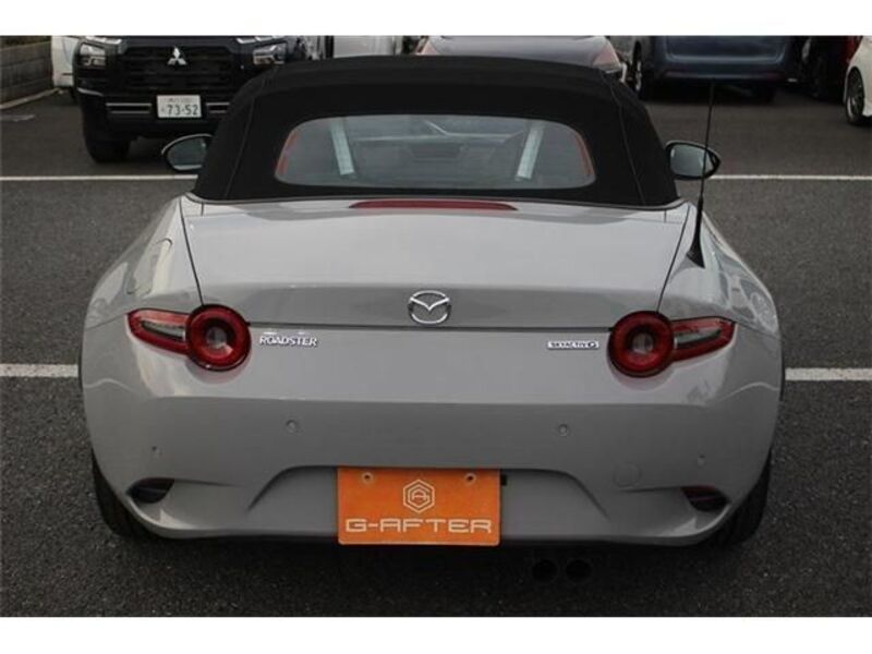 ROADSTER