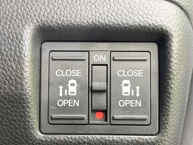 N BOX