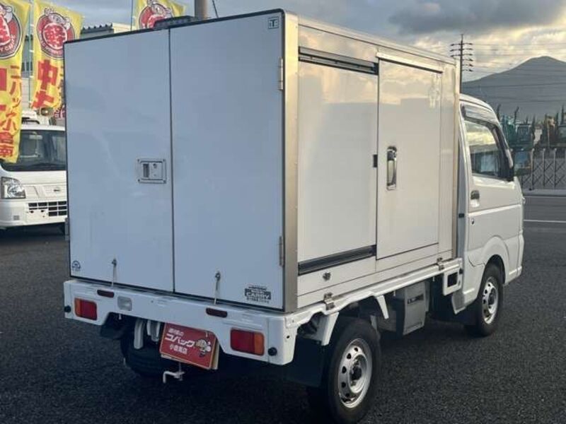 CARRY TRUCK