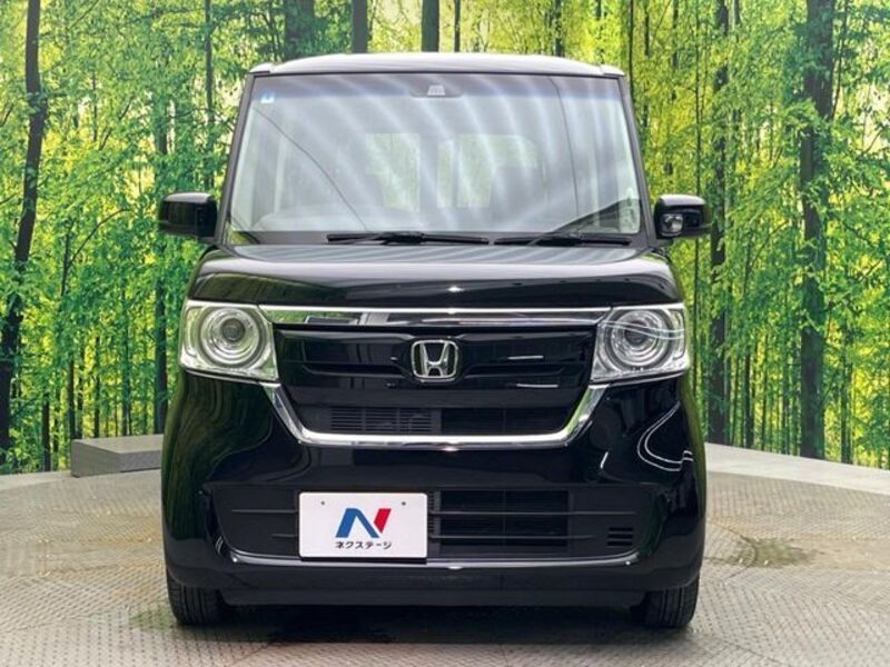 N BOX
