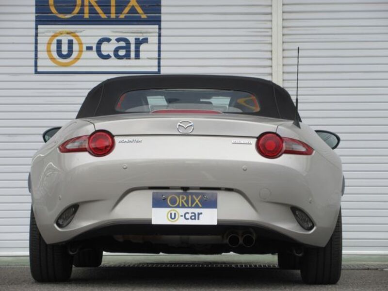 ROADSTER