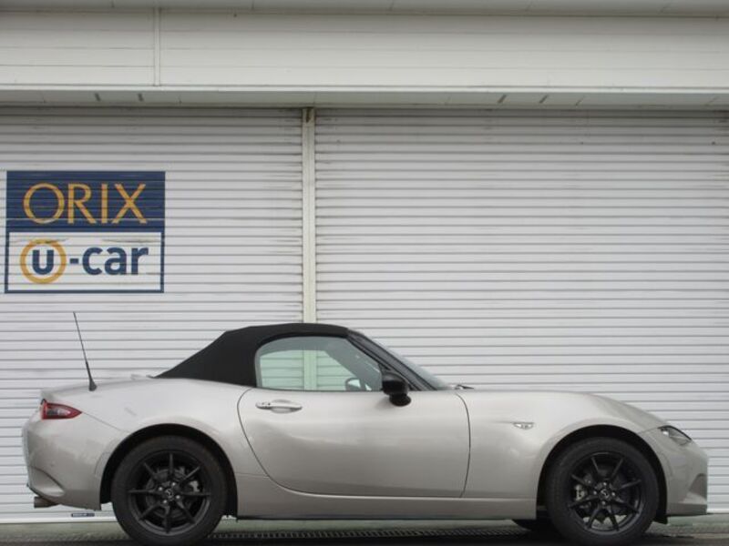 ROADSTER
