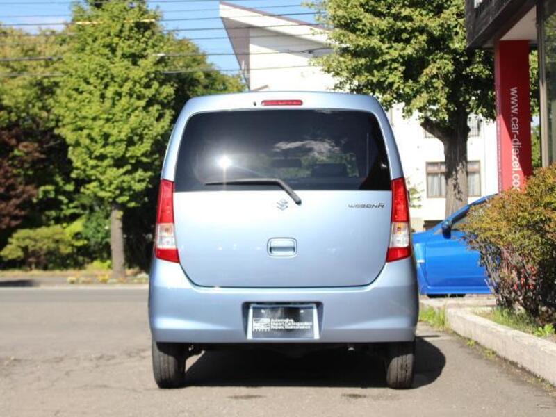 WAGON R