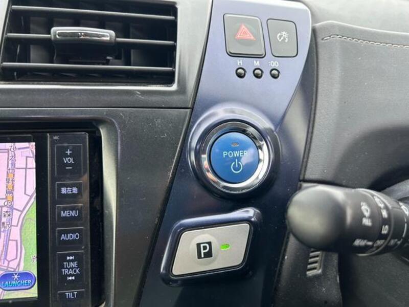 PRIUS ALPHA