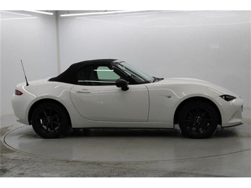ROADSTER