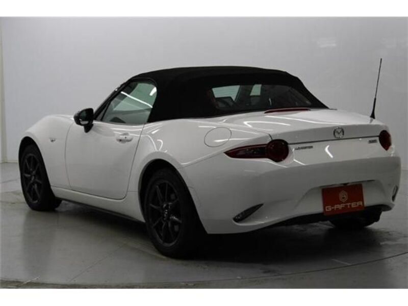 ROADSTER