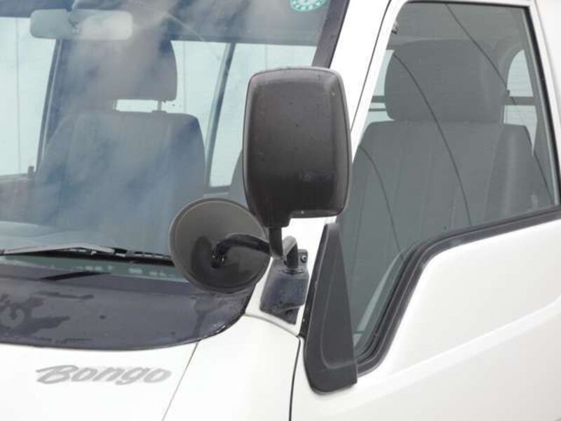 BONGO VAN