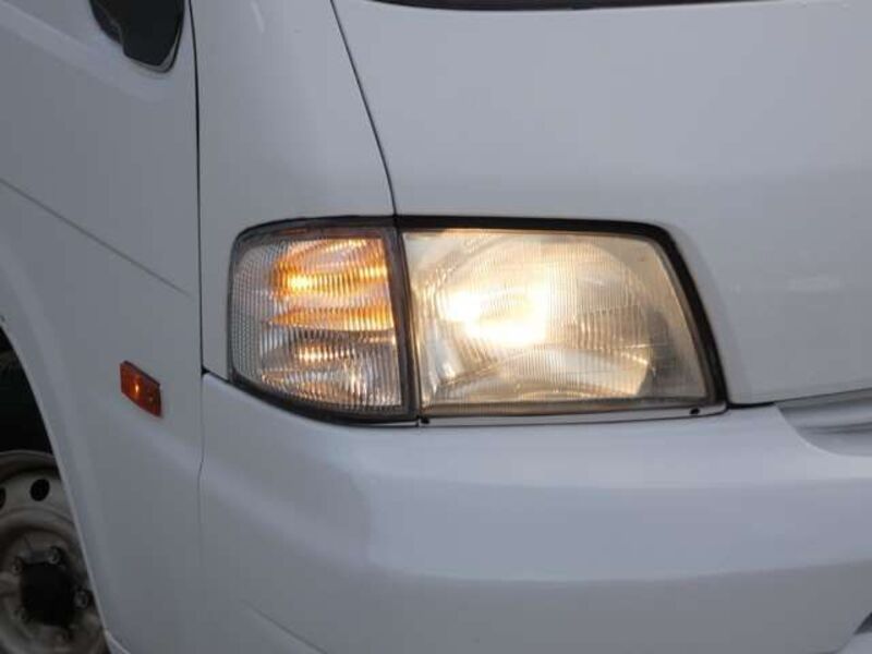 BONGO VAN