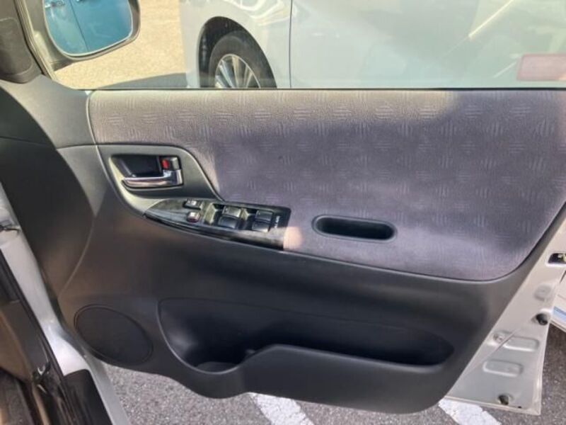 COROLLA SPACIO
