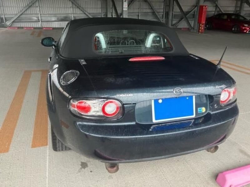 ROADSTER