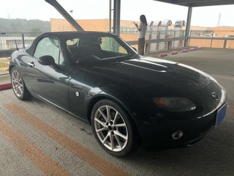 ROADSTER