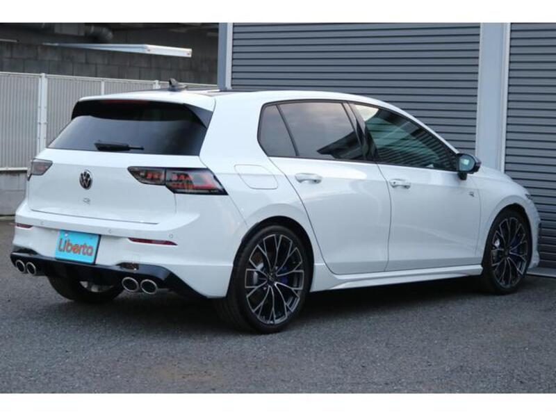 GOLF R