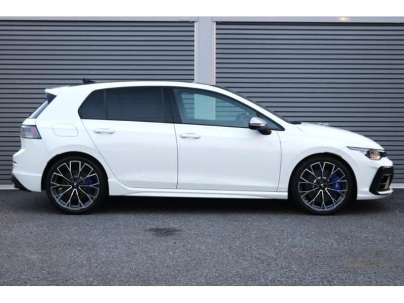 GOLF R