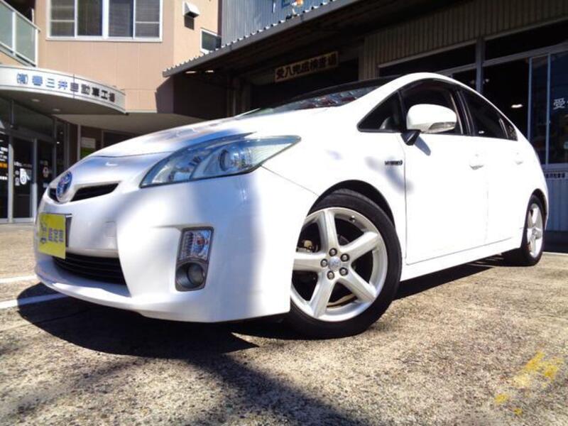 PRIUS-0