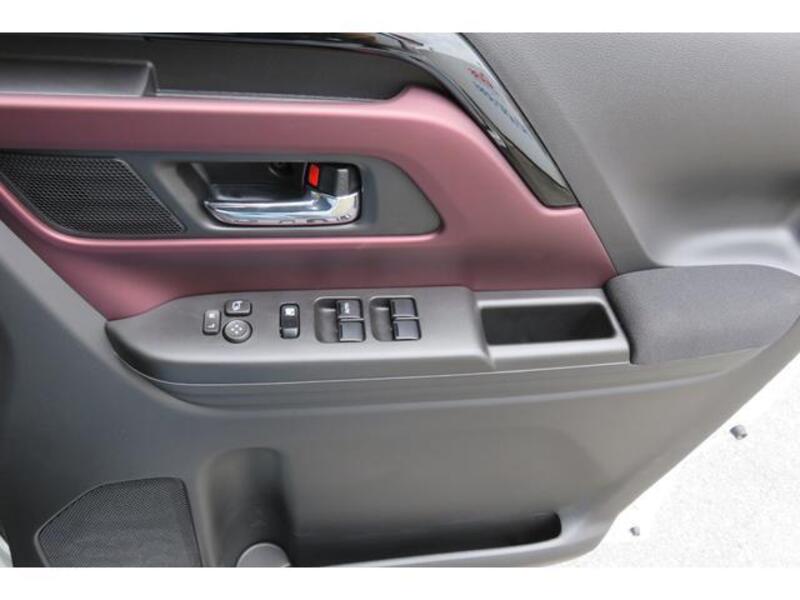 SPACIA CUSTOM