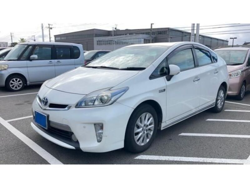 PRIUS PHV