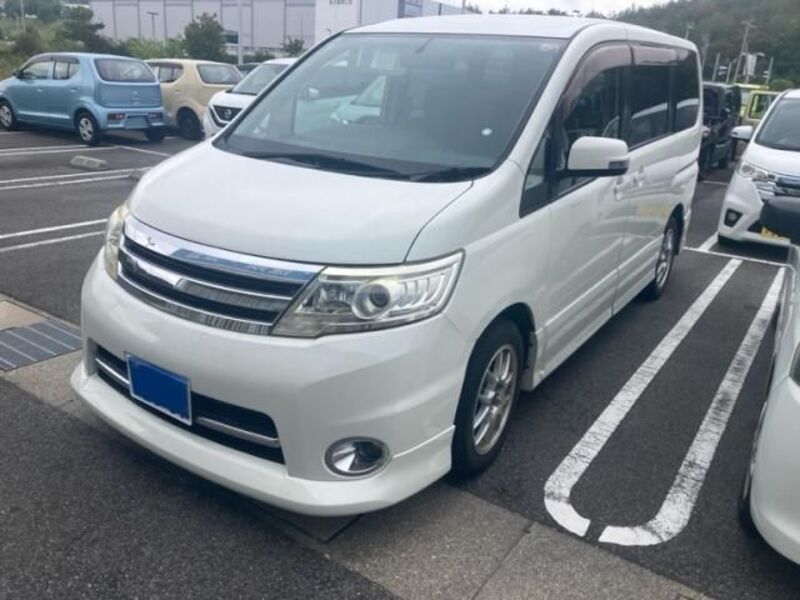 NISSAN SERENA
