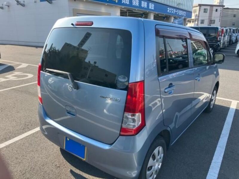 WAGON R