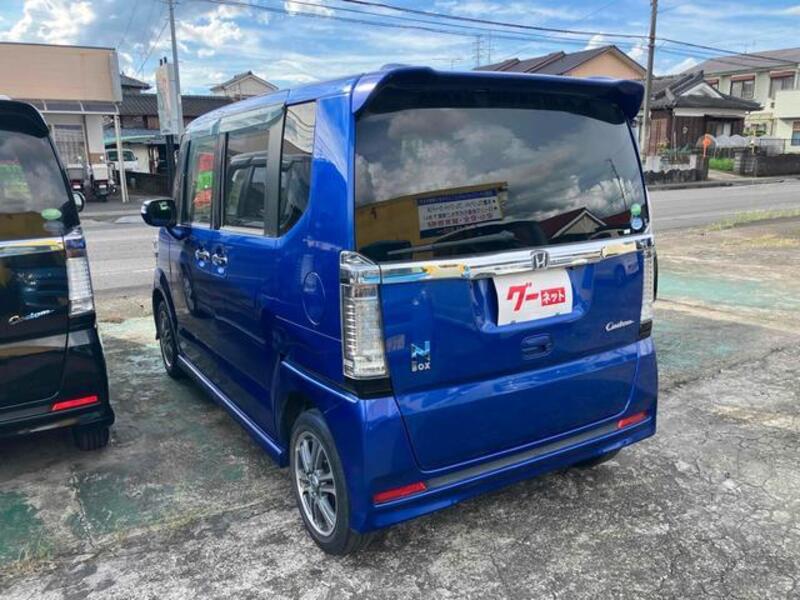 N BOX CUSTOM