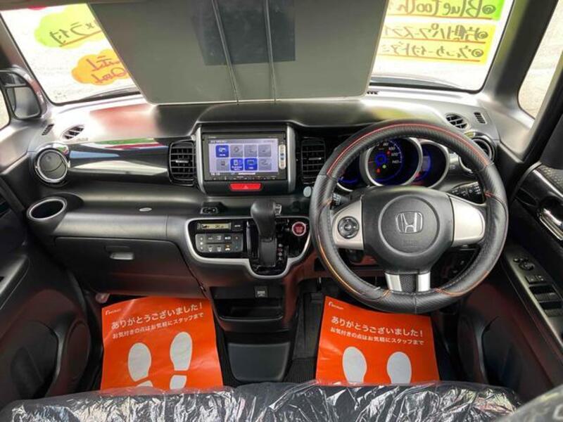 N BOX CUSTOM