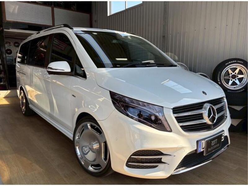 MERCEDES-BENZ V-CLASS