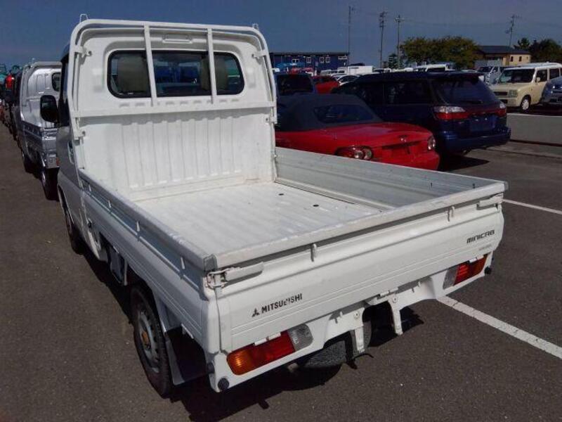MINICAB TRUCK