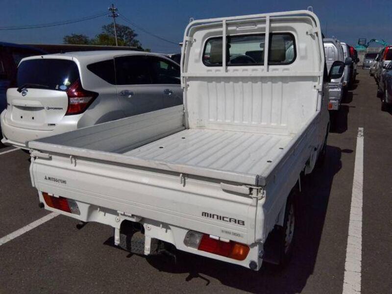 MINICAB TRUCK