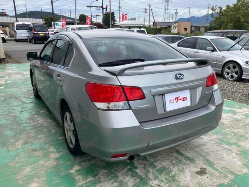 LEGACY B4
