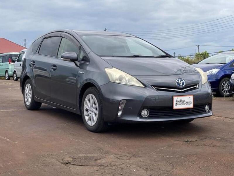 PRIUS ALPHA