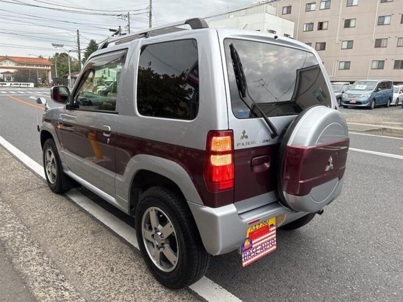 PAJERO MINI