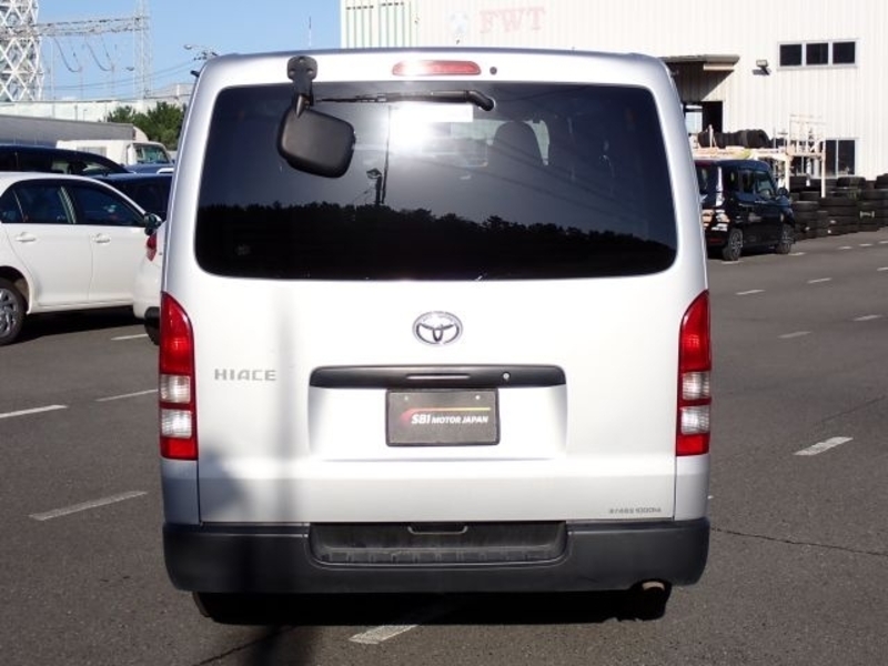 HIACE VAN