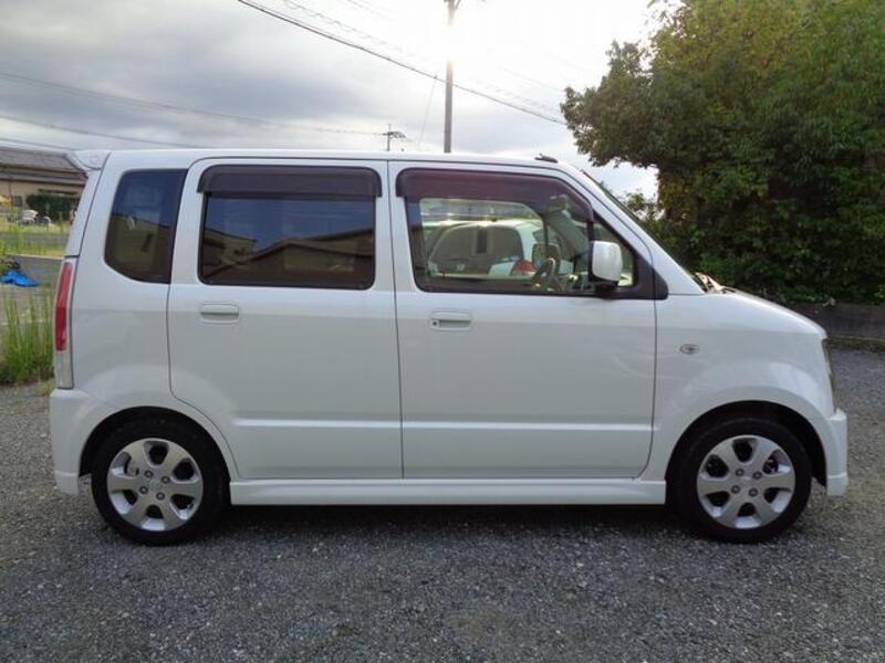 WAGON R