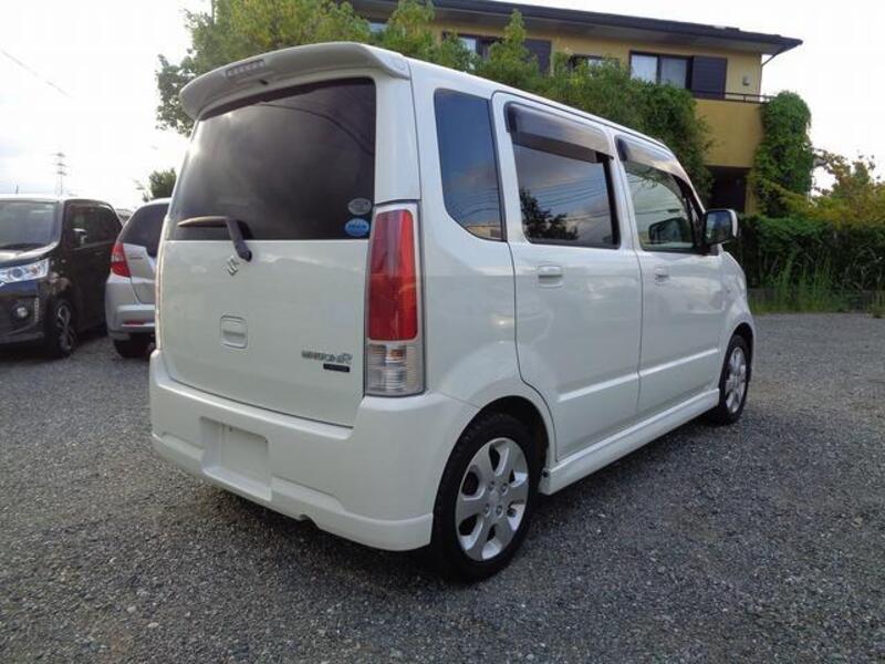 WAGON R