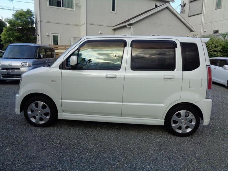 WAGON R