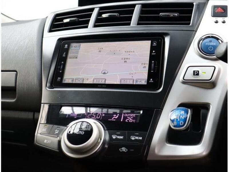PRIUS ALPHA