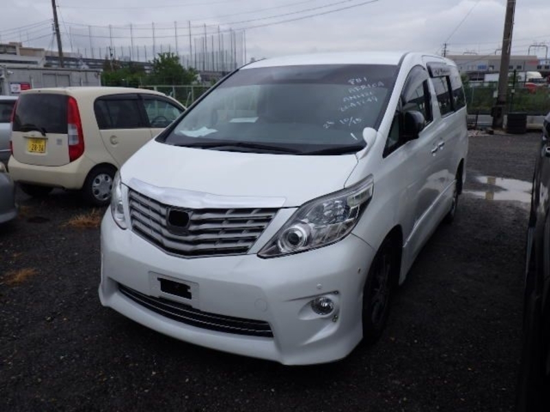 TOYOTA ALPHARD