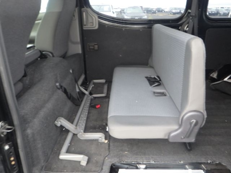 NV350 CARAVAN