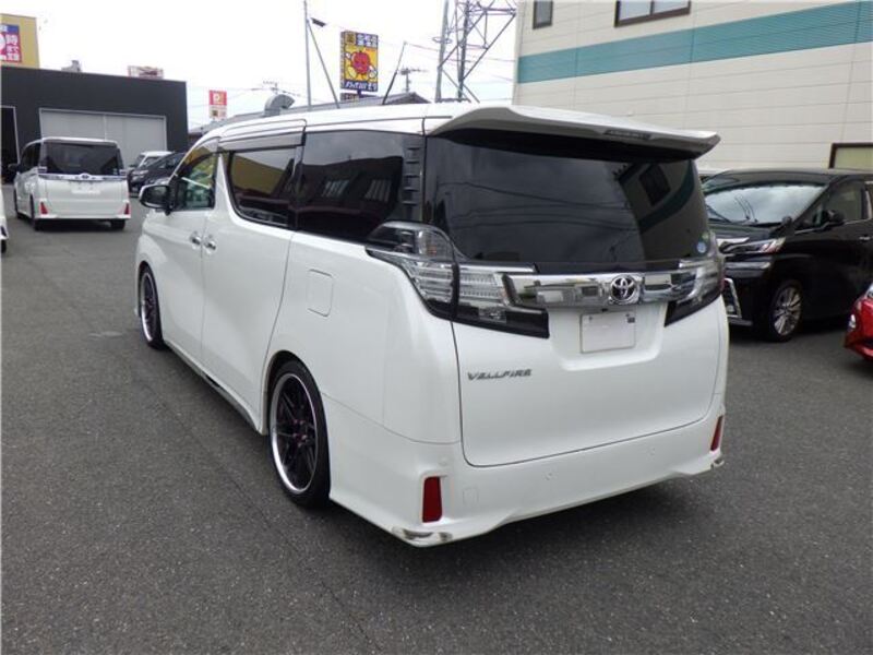 VELLFIRE