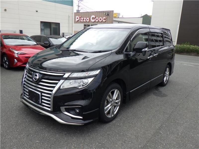NISSAN ELGRAND