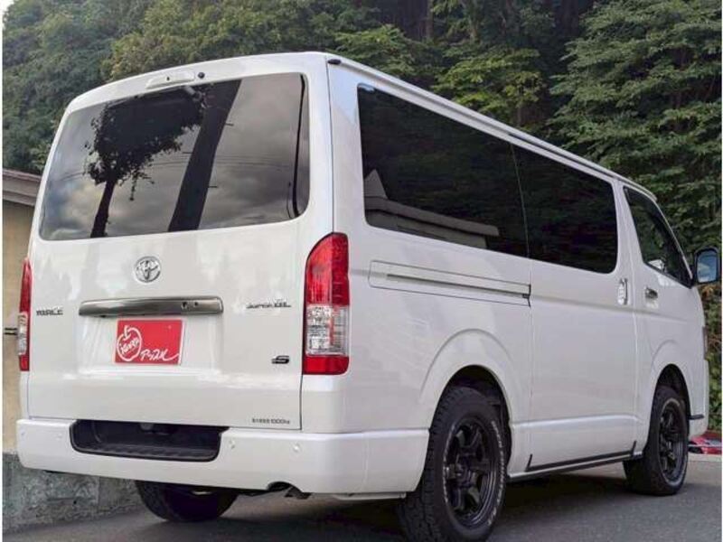 HIACE VAN
