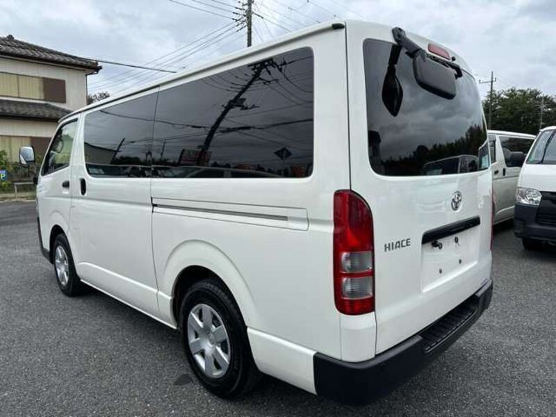 HIACE VAN