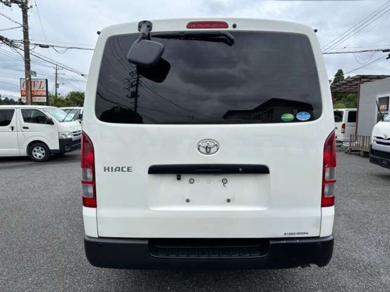 HIACE VAN