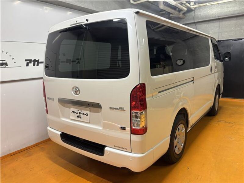 HIACE